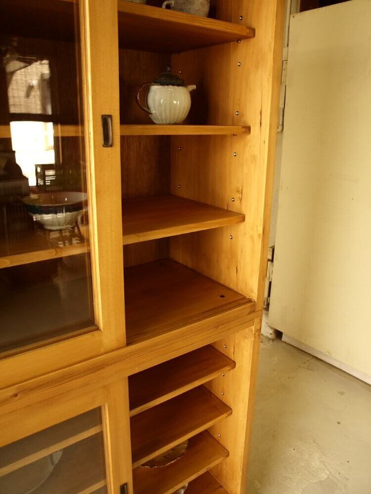 食器棚カップボードハイタイプガラス引き戸高さ180ｃｍ