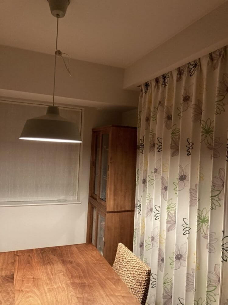 食器棚無垢材真鍮取っ手引き戸