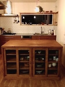 キッチンボードカップボード食器棚アイランドキッチンモミの木無垢材