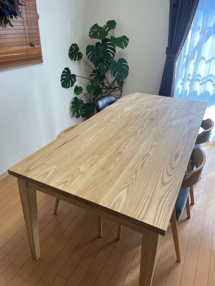 ダイニングテーブル無垢材脚テーパード引き出し付
