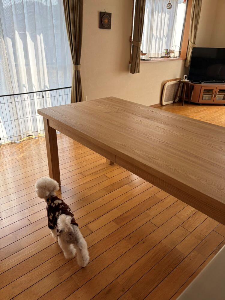 ダイニングテーブル無垢材脚引き出し付