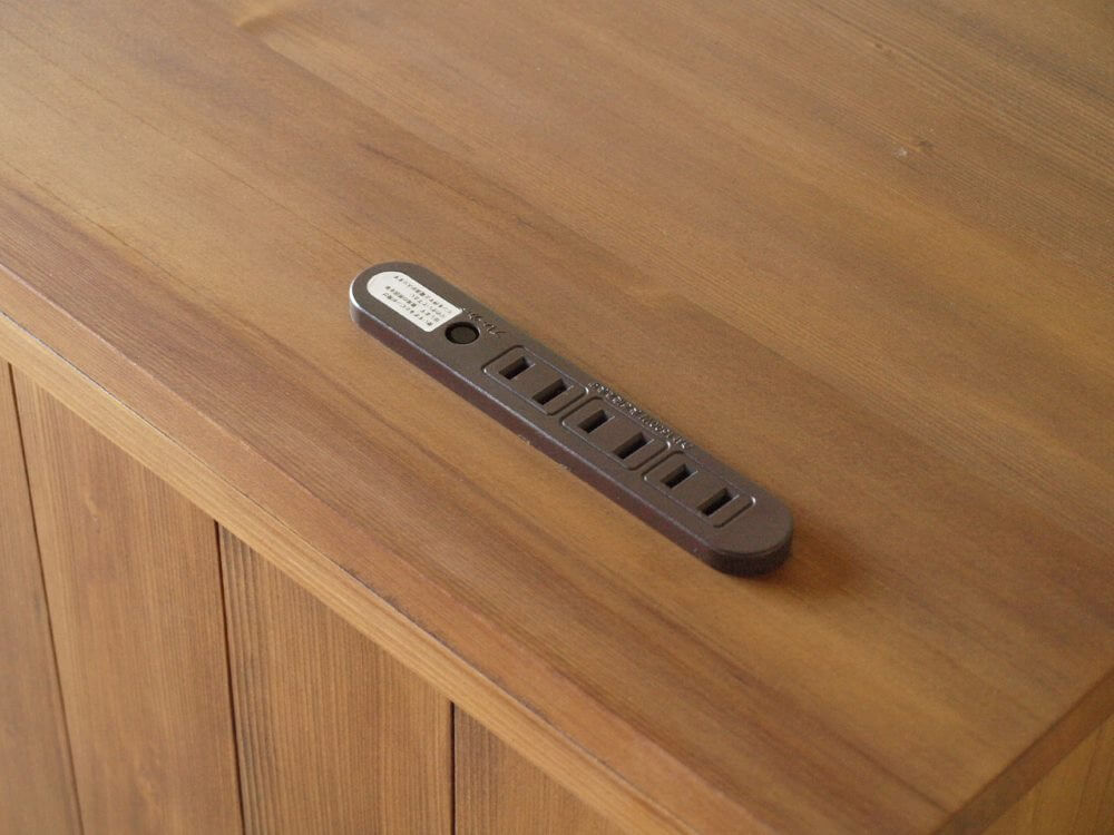 キッチンボードサイドボード横180ｃｍすりガラス真鍮取っ手