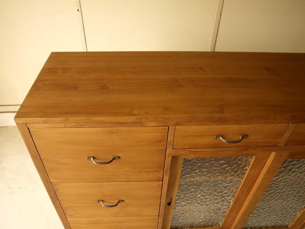 サイドボードキッチンボード横120cmアンティークガラス真鍮取っ手引き戸