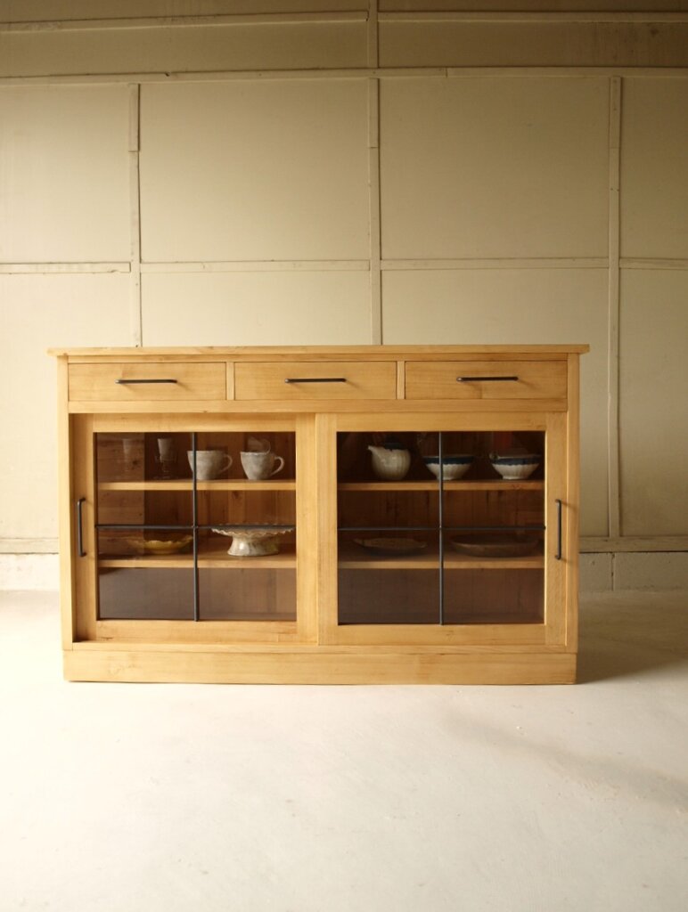 キッチンボードサイドボードカップボードロータイプガラス引き戸アイアン取っ手